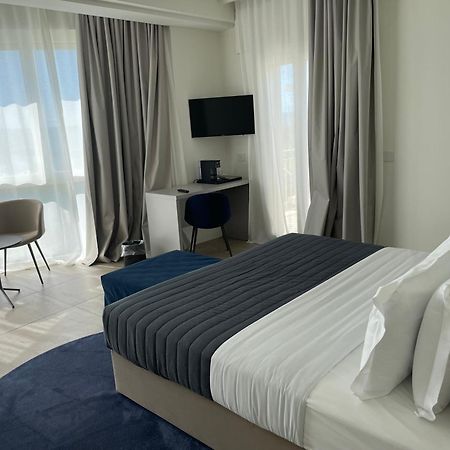 Hotel Petit Palais Lido di Venezia ภายนอก รูปภาพ