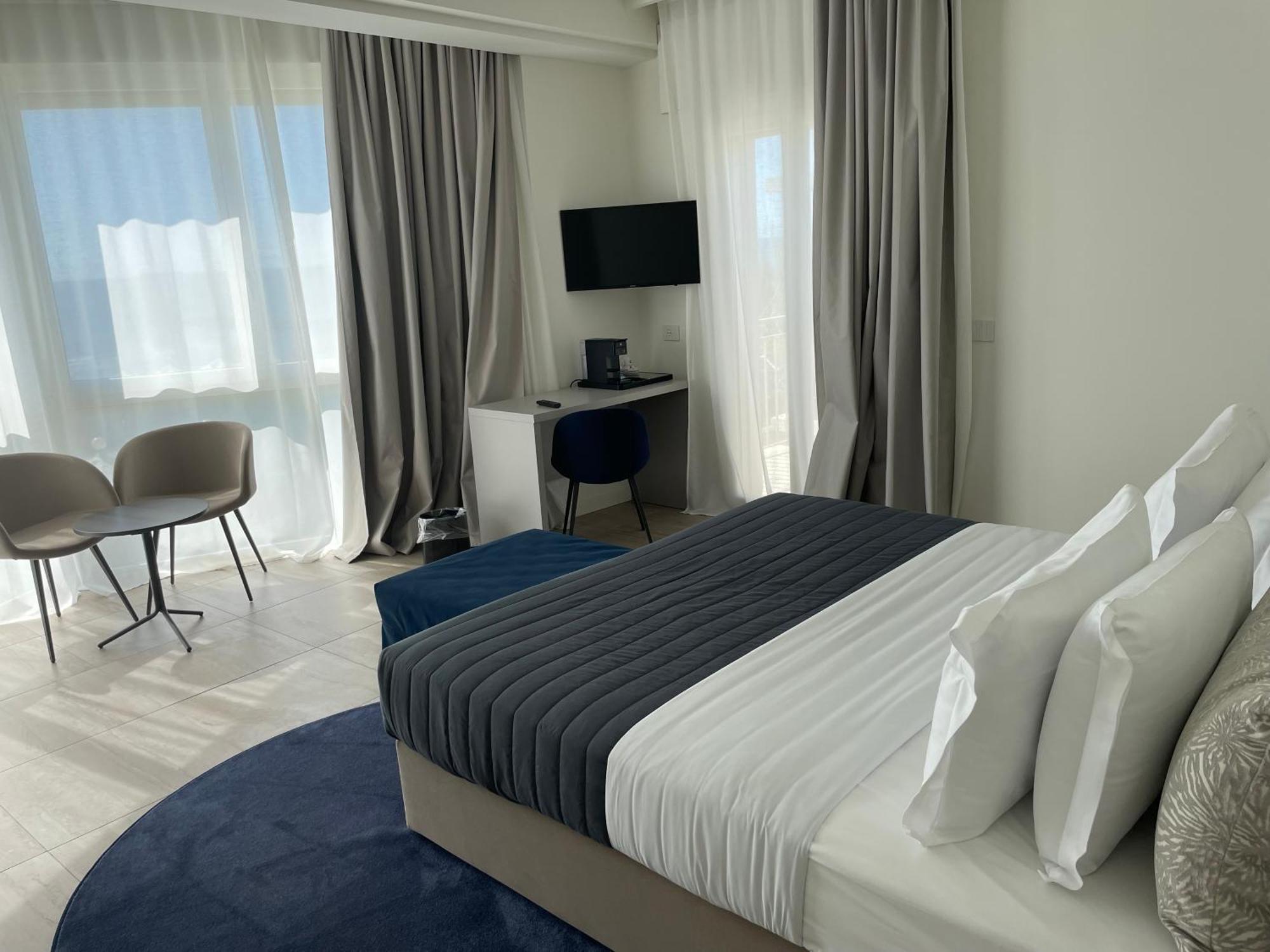Hotel Petit Palais Lido di Venezia ภายนอก รูปภาพ